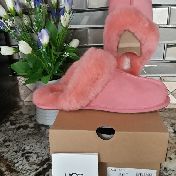 NEW UGG FLUFF YEAH / OH YEAH SPOT SLIDE , SIZE 9 WOMEN'S , ALL NEW IN A BOX! - Picture 6 of 7